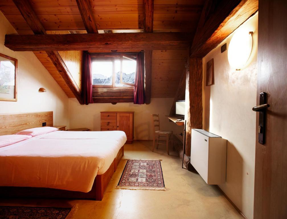 Hotel Dimora Storica La Mirandola Passo del Tonale Pokoj fotografie